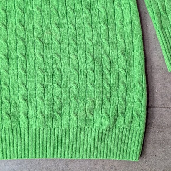 Vintage J. Crew Bright Green Cable Knit 3/4 Sleeve Cashmere Sweater small - Picture 4 of 8